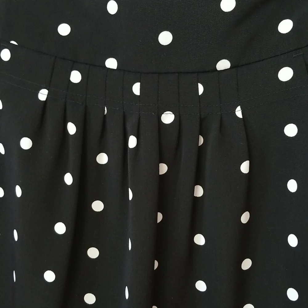 Worthington petite black polka dot skirt, size 4P - Picture 6 of 12